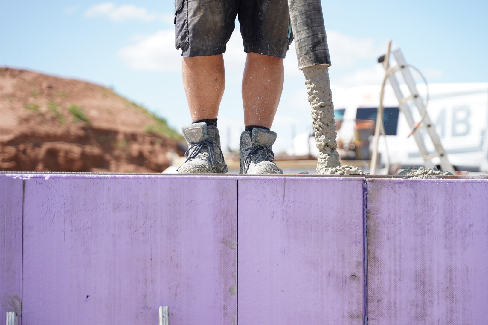 Weiterbildung zum Beton- und Stahlbetonbauer (w/m/d) bei MB-Keller mit Praxisbezug auf Baustellen und modernen Fertigteilen