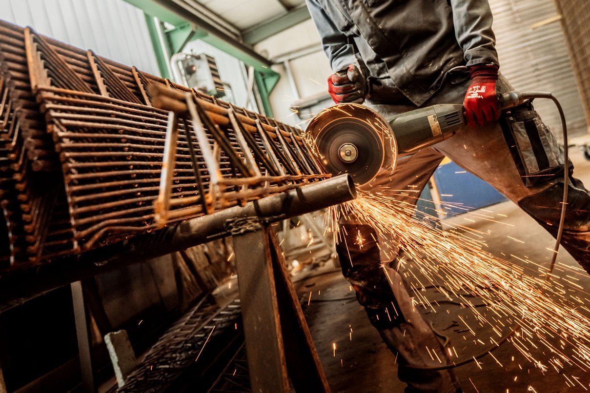 Ausbildung bei MB-Keller als Hochbaufacharbeiter (w/m/d) mit Schwerpunkt auf Beton- und Stahlbetonarbeiten im Fertigkellerbau
